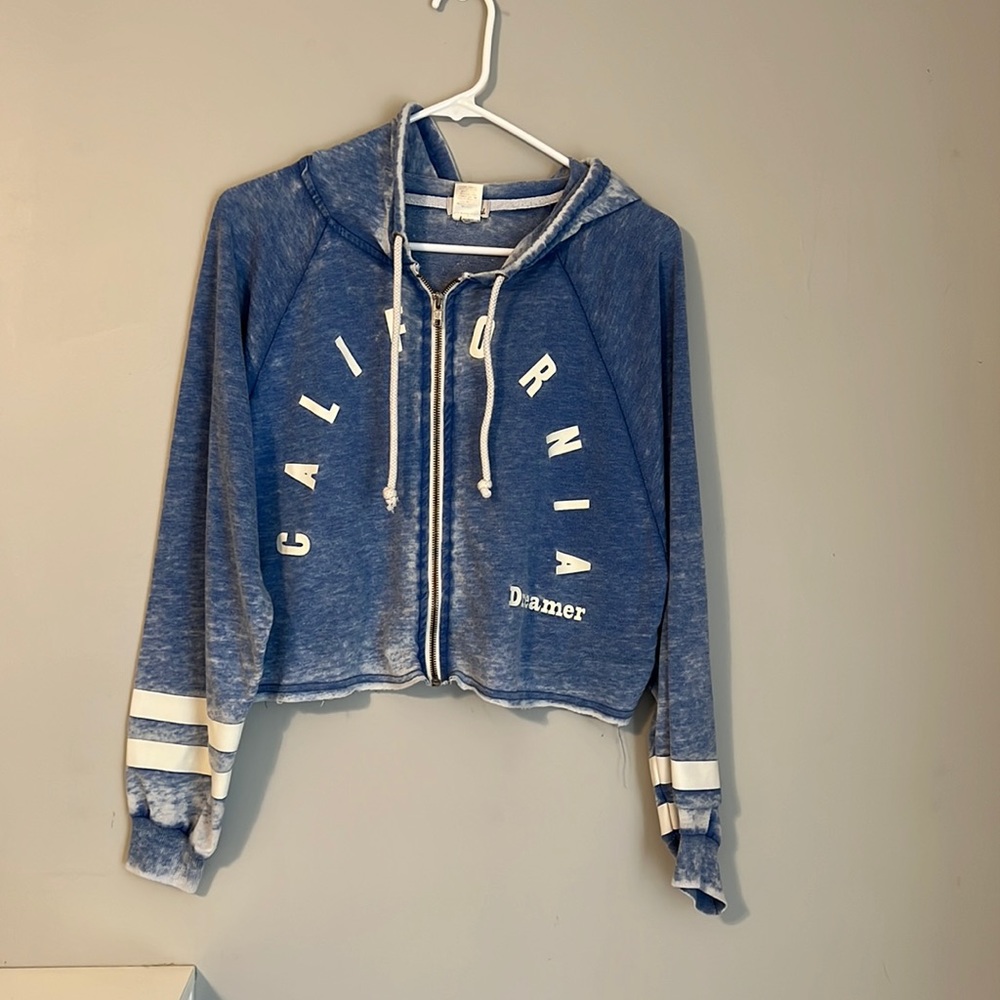 California cropped zip up top.